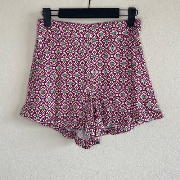 Old Navy High - Rise Playa Purple Geometric Patterned Shorts - Size XS - Picture 3 of 7